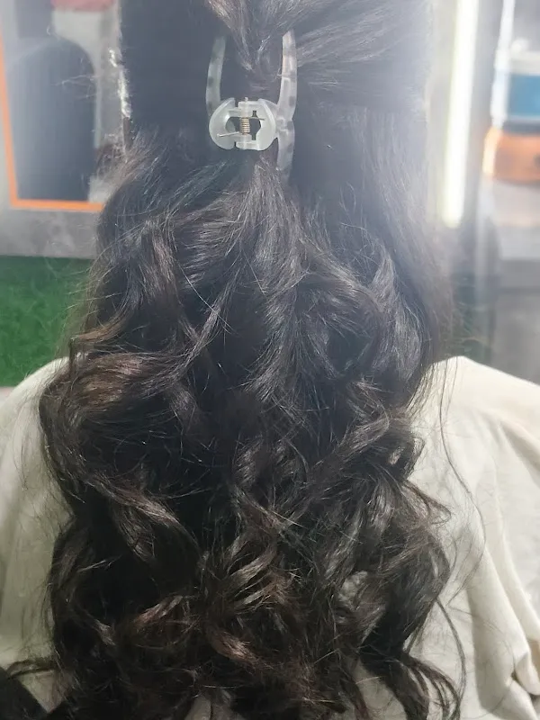 U Shine Ladies Salon