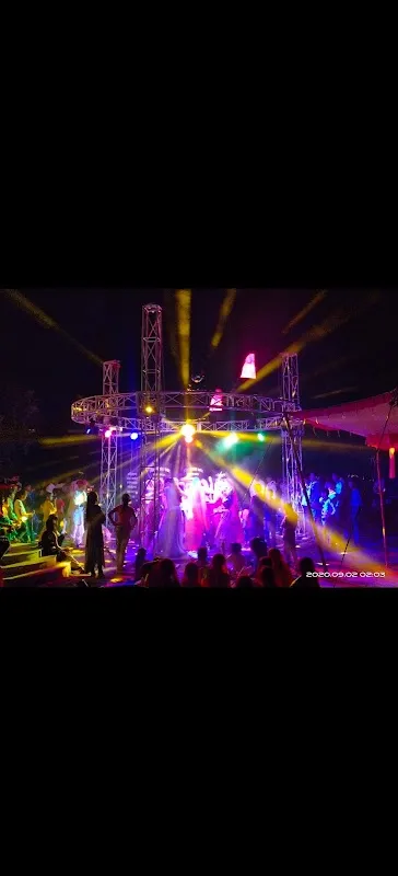 Lilan Dance flor Raimalwara