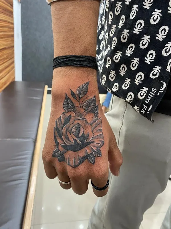 Inkland Tattoo & Nail art studio
