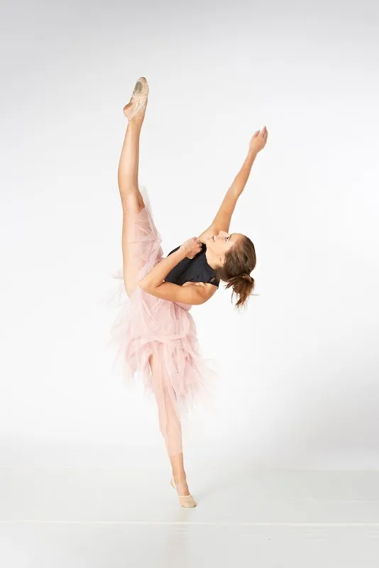 Dance School Cathy Moes By Li Marteling