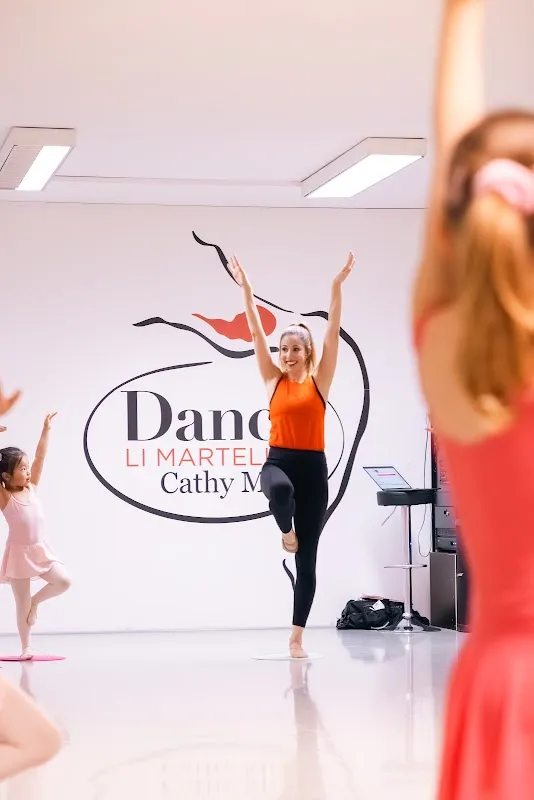 Dance School Cathy Moes By Li Marteling