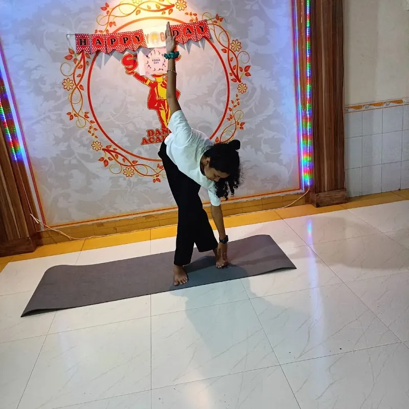 Rudraa Yoga & Naturopathy class