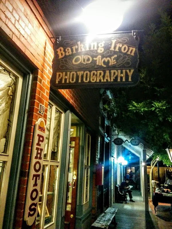 Barking Iron Old Time Photography Studio