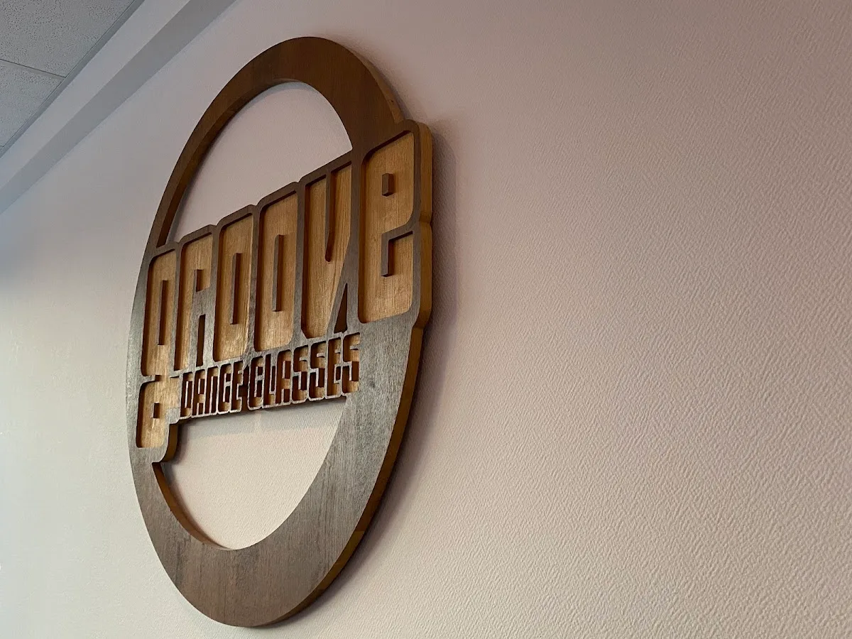 Groove Dance Classes