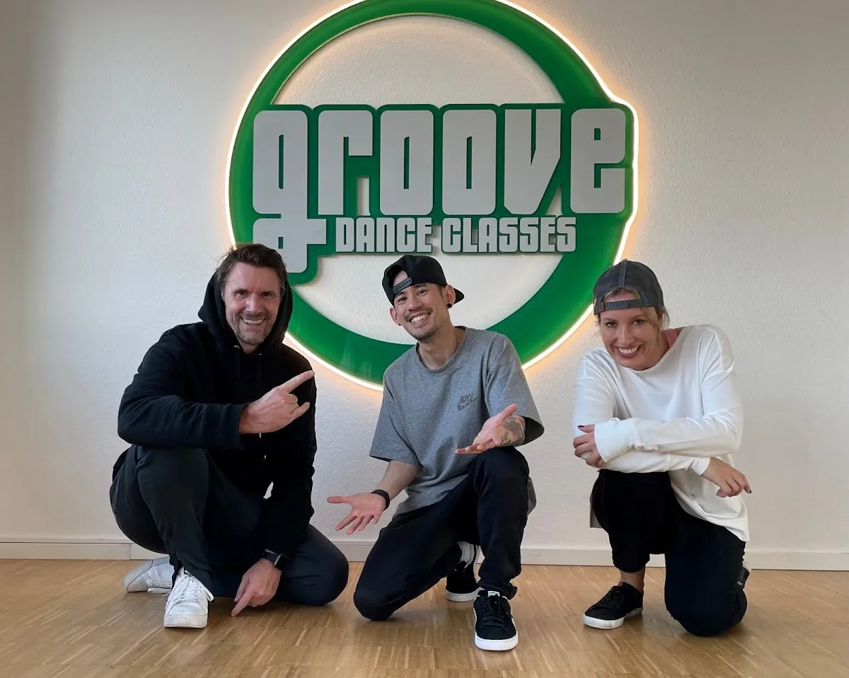 Groove Dance Classes