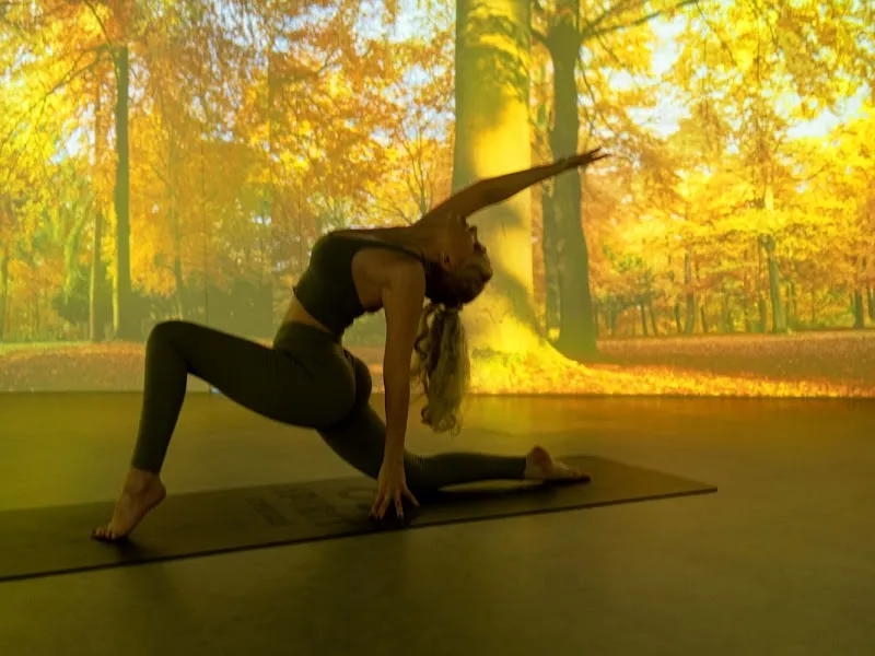 Spirit Stretch Immersive Yoga