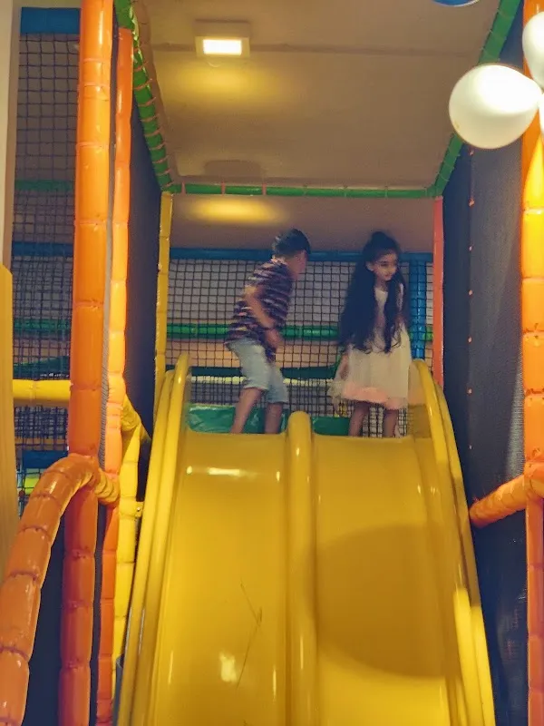 Make N Bake & the playarea