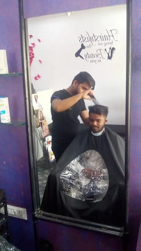 BEST VELVET LOUNGE SALON - AMBERNATH