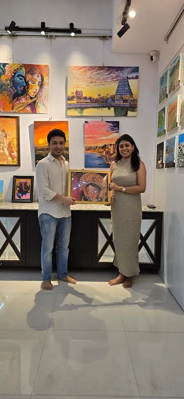 Shades Creative Gallery