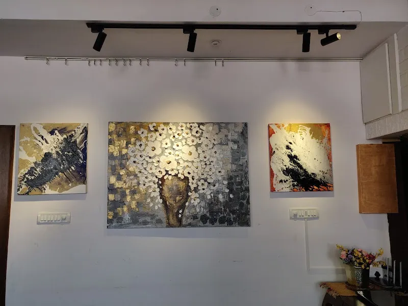 Shades Creative Gallery