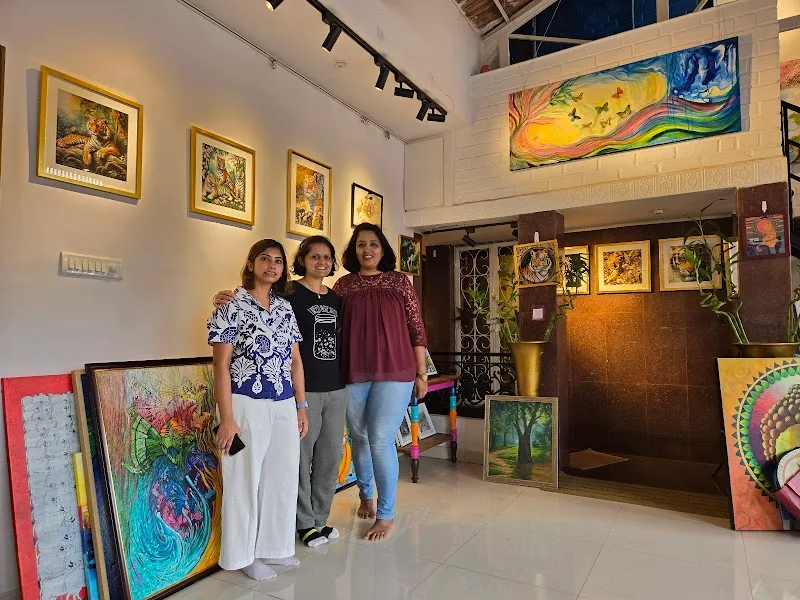 Shades Creative Gallery