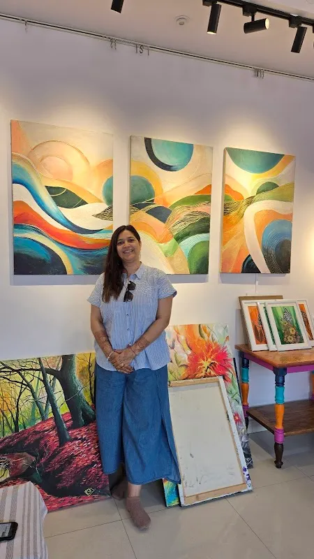 Shades Creative Gallery