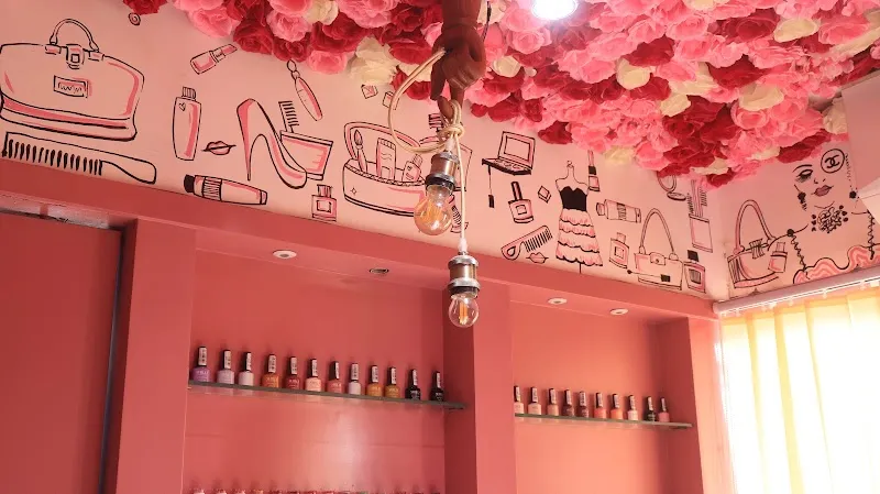 Vintage Paris Beauty Salon