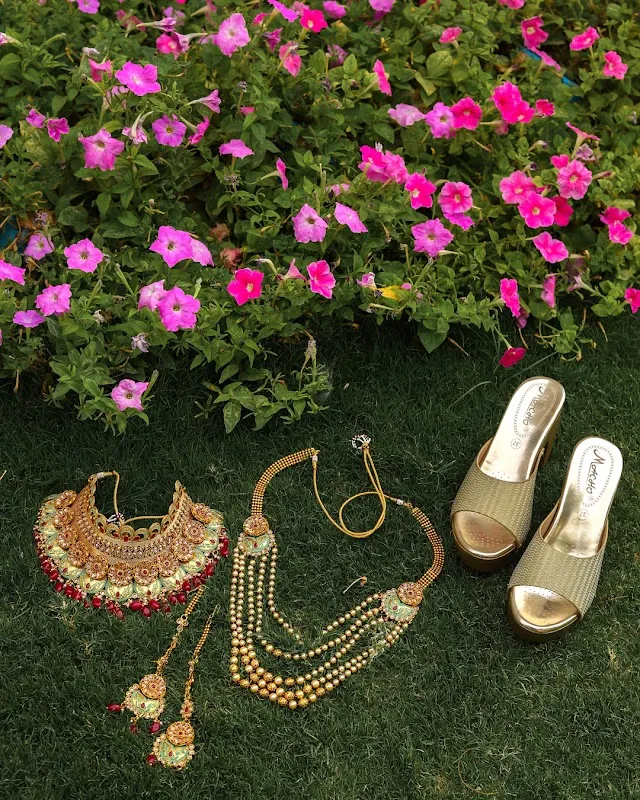 Manjula Photo Studio