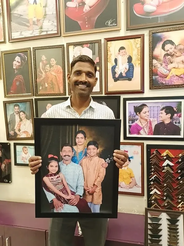 Radhe photo studio