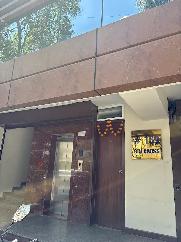Studio Oura