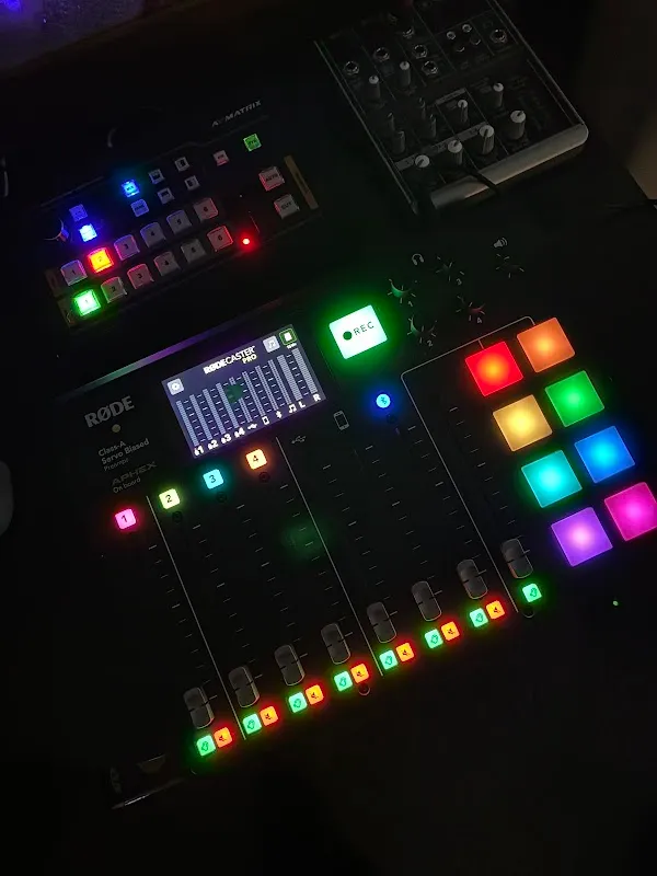 Pixel Podcast Studio