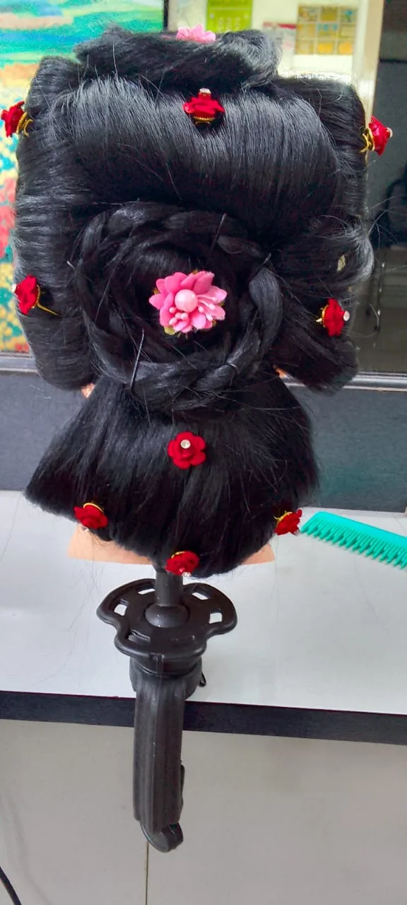 Rupali Beauty Parlour & Training Institute Since 1982 (for Women & Kids)