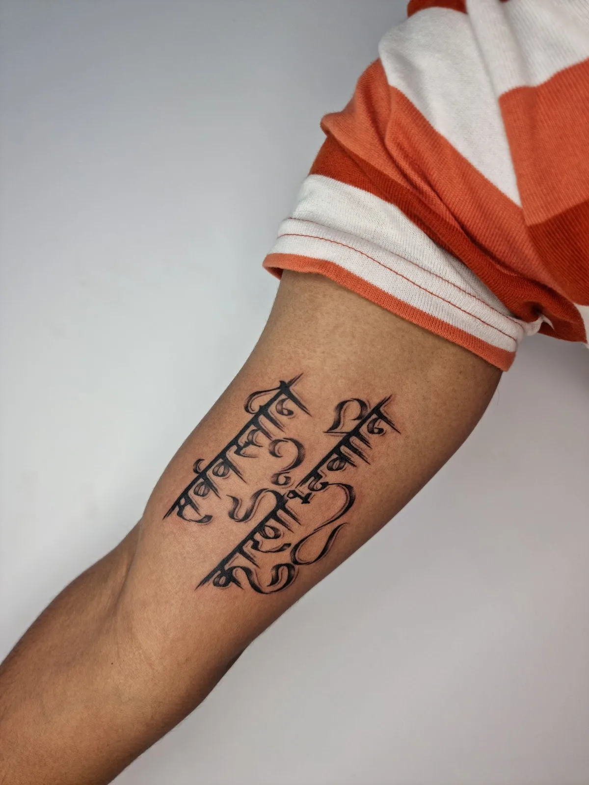 MAX TATTOOZ
