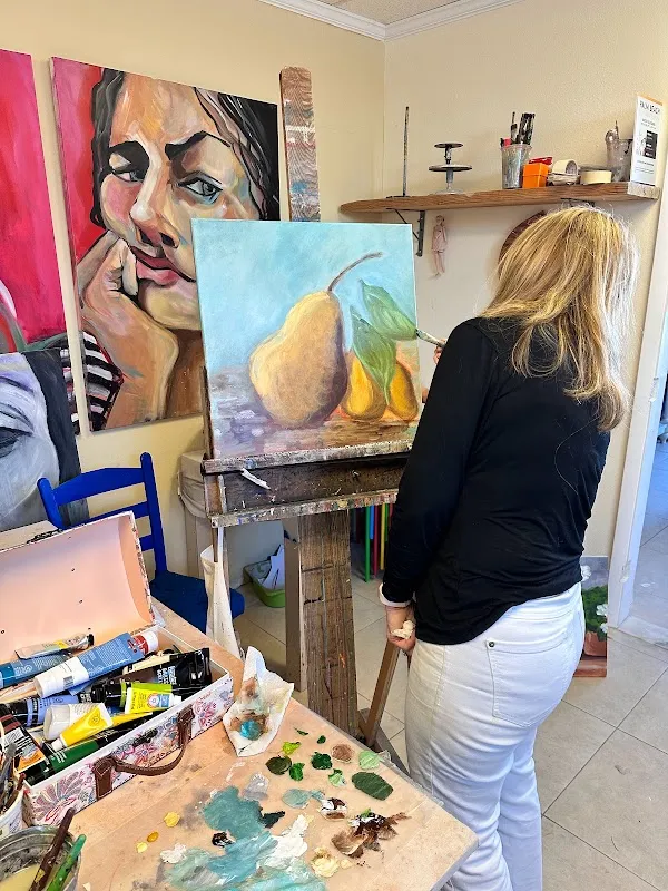 Art Classes ceramics & Workshops by Leda Almar