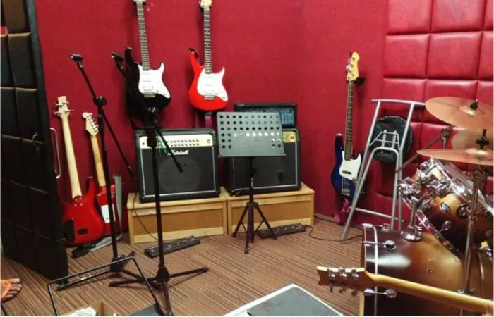 Amaze Studio - Recording Studio | Music Video Production | Talent Management