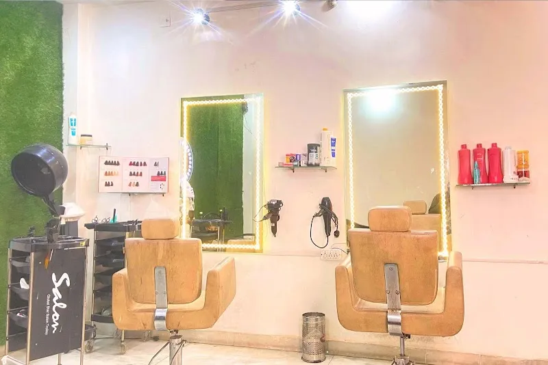 Divine Unisex Salon
