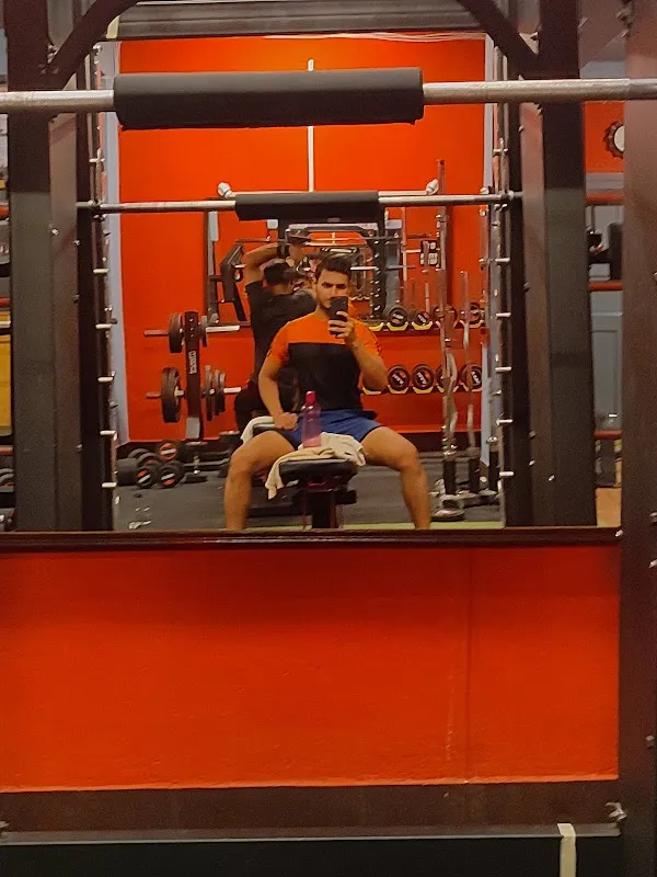 GLORY GYM