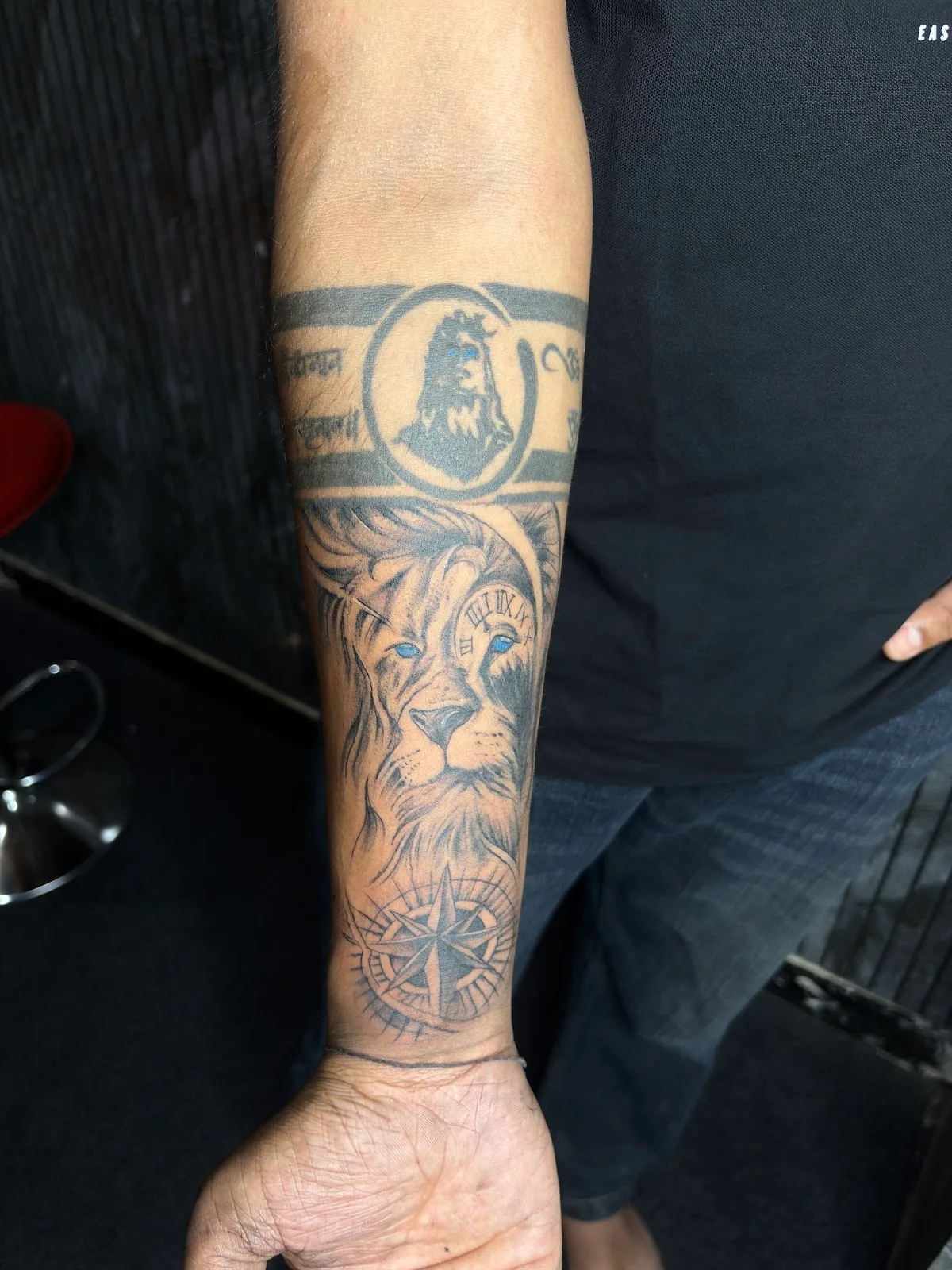 Akash mehndi and tattoo artist