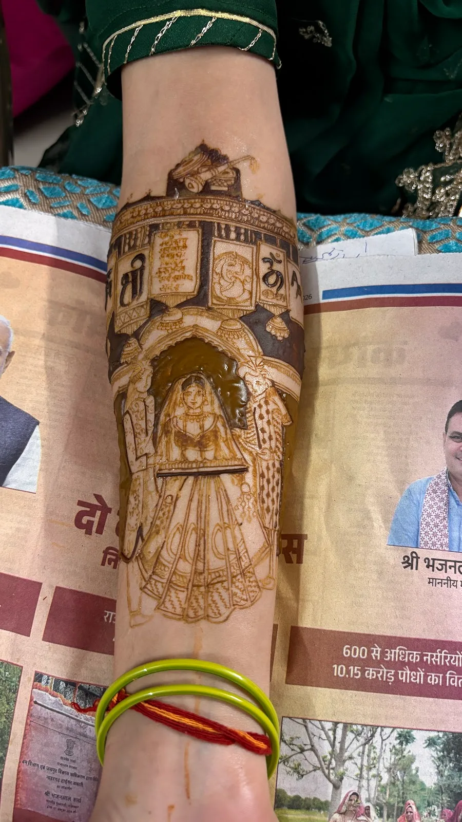 Akash mehndi and tattoo artist
