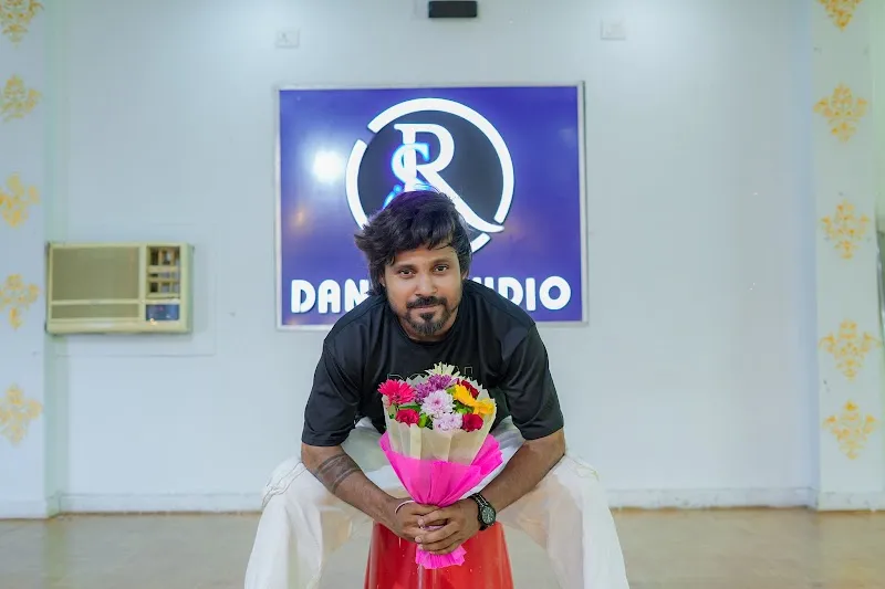 SR Dance Studio