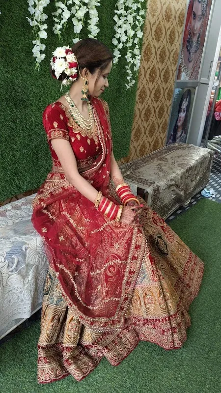 Swati Makeovers By Ritu Chauhan