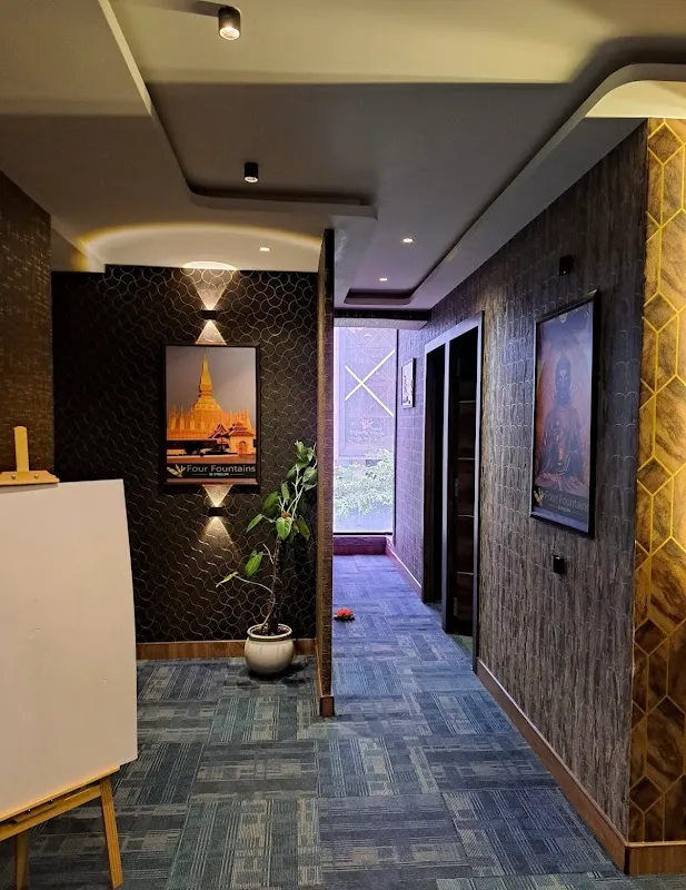 Elite DayNight OutCall Spa