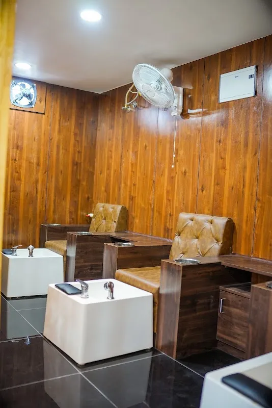 Aphrodyt Hair & Beauty salon