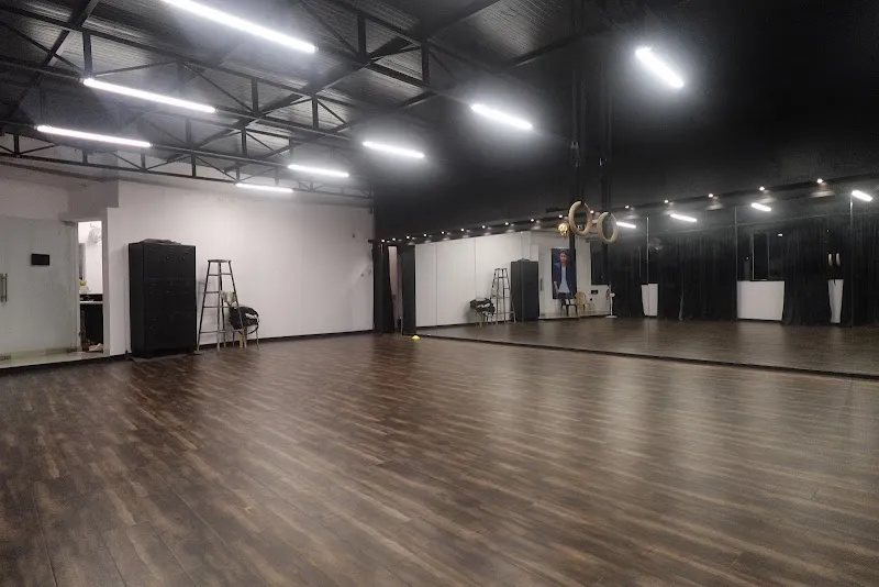 Broadway Dance & Gymnastics Studios- Dance Classes, Gymnastics,Dance music classes,wedding Choreography, Talents and artist