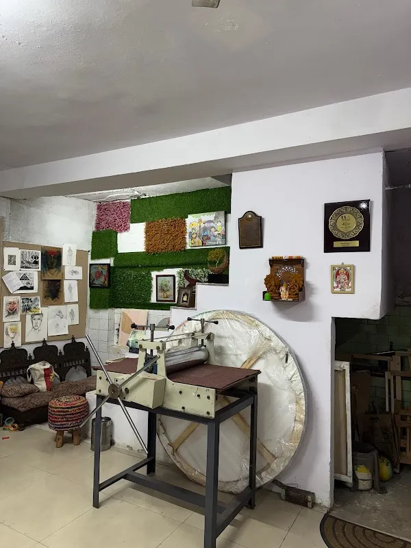 Anaavi art studio in delhi