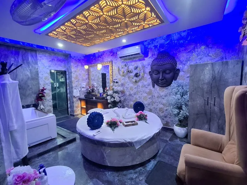 Crown Salon & Spa
