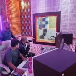 Crunchy Studio