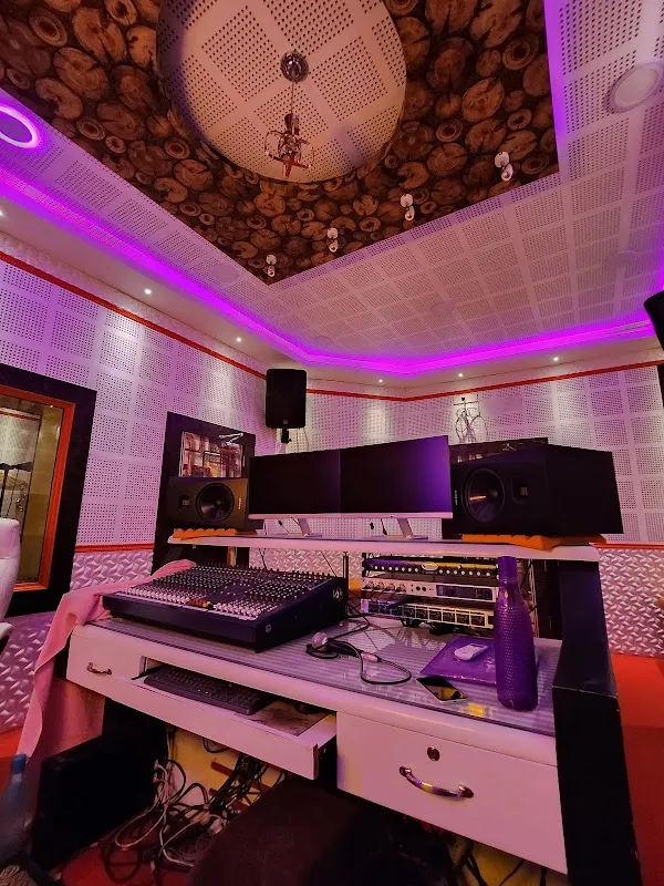 Crunchy Studio