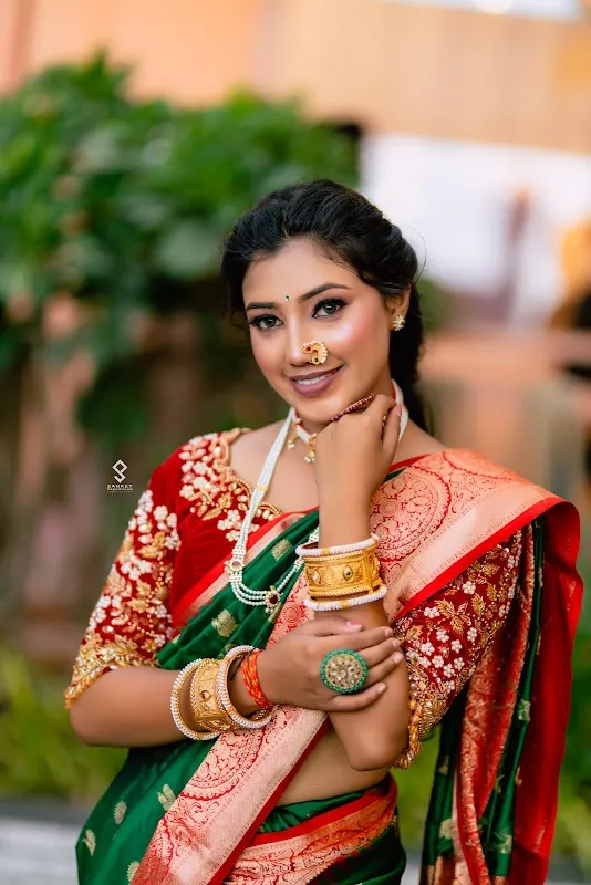 Seema dhoke Makeup Artist