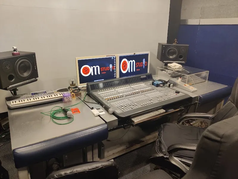 Om Studios