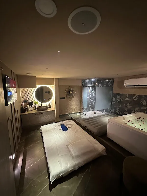 Spa Palm Vista Panvel