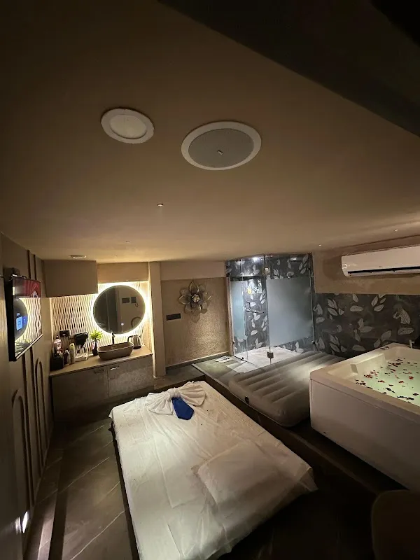Spa Palm Vista Panvel