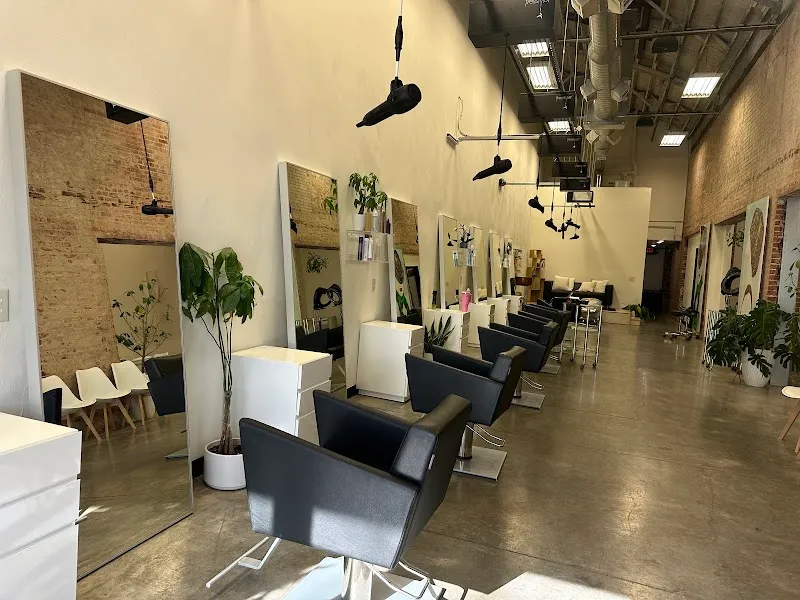 Walk In OKC Hair & Nail Salon