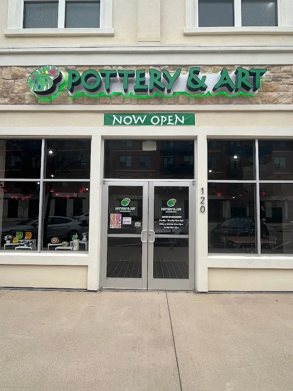 Paradise Pottery & Art Studio