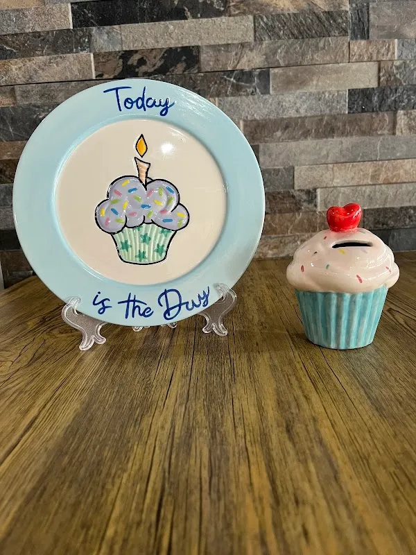 Paradise Pottery & Art Studio