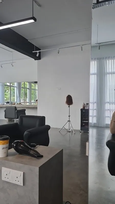 Nikkei Salon