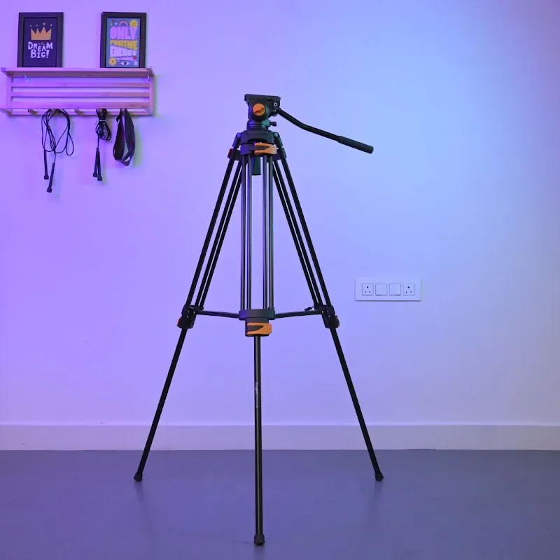 Neon House | Studio For Creators, Product, Fashion & Podcast Shoots
