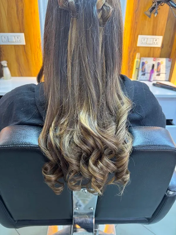 28 Degree Unisex Salon - make-up | Hair | Best Salon | Botox| Ramesh Nagar | Kirti Nagar | mansarovar garden