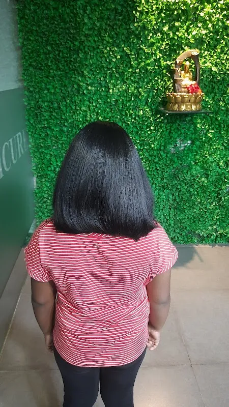 Manea The Salon - Gurunanak Colony