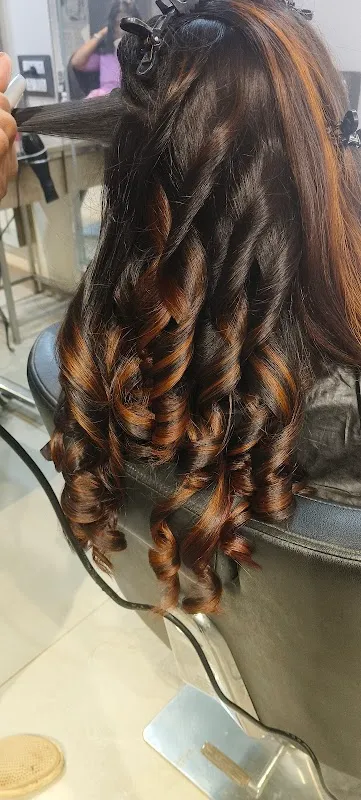 Habibs Hair & Beauty Salon Solapur